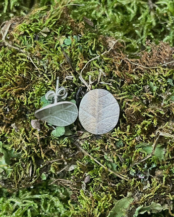 CPG Silver Leaf Round Studs